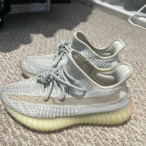 adidas Yeezy Boost 350 V2 Mens Lundmark